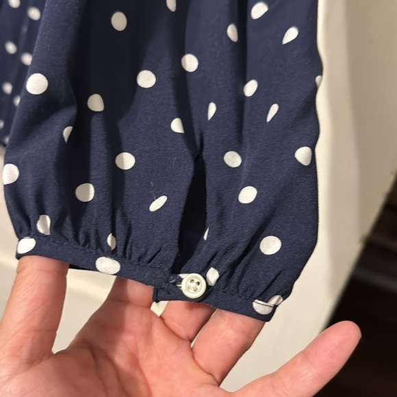 Old Navy Blouse - Picture 4 of 5